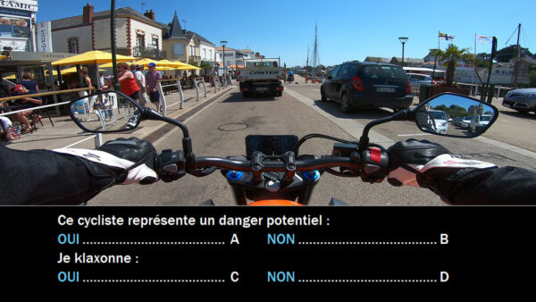 Question: poste de conduite moto