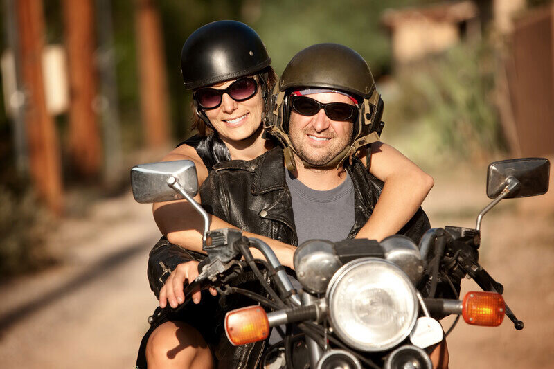 motards en couple